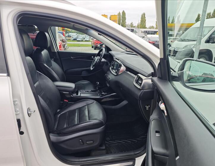KIA Sorento 15