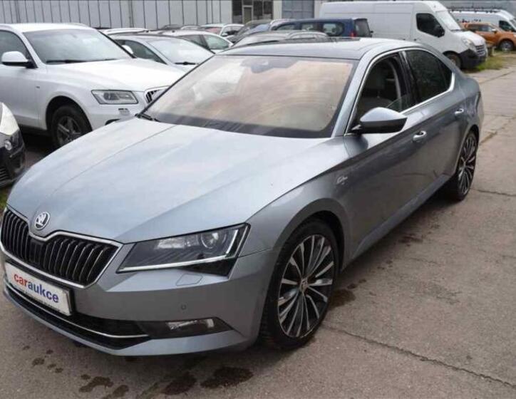 Škoda Superb 1
