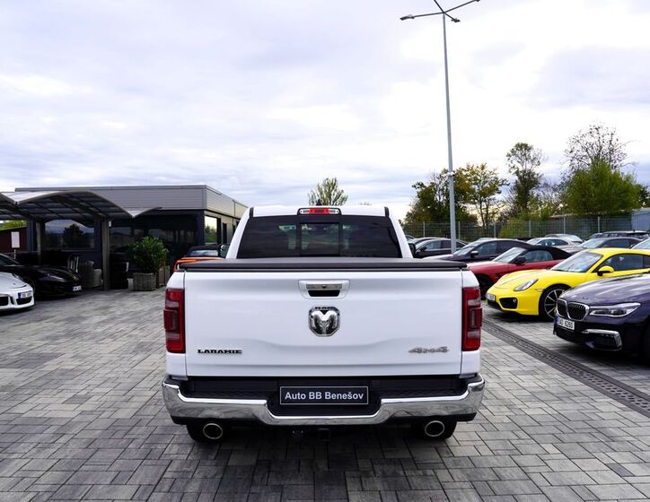 Dodge RAM 1500 5