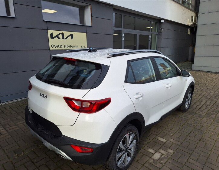 KIA Stonic 6