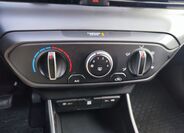 Hyundai i20 15