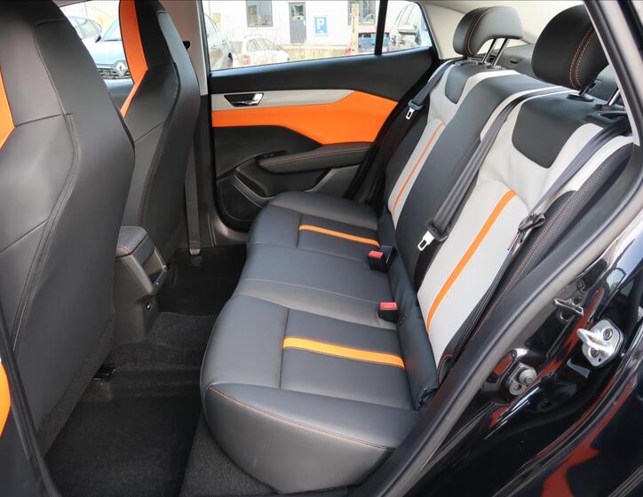 Dongfeng SHINE 18