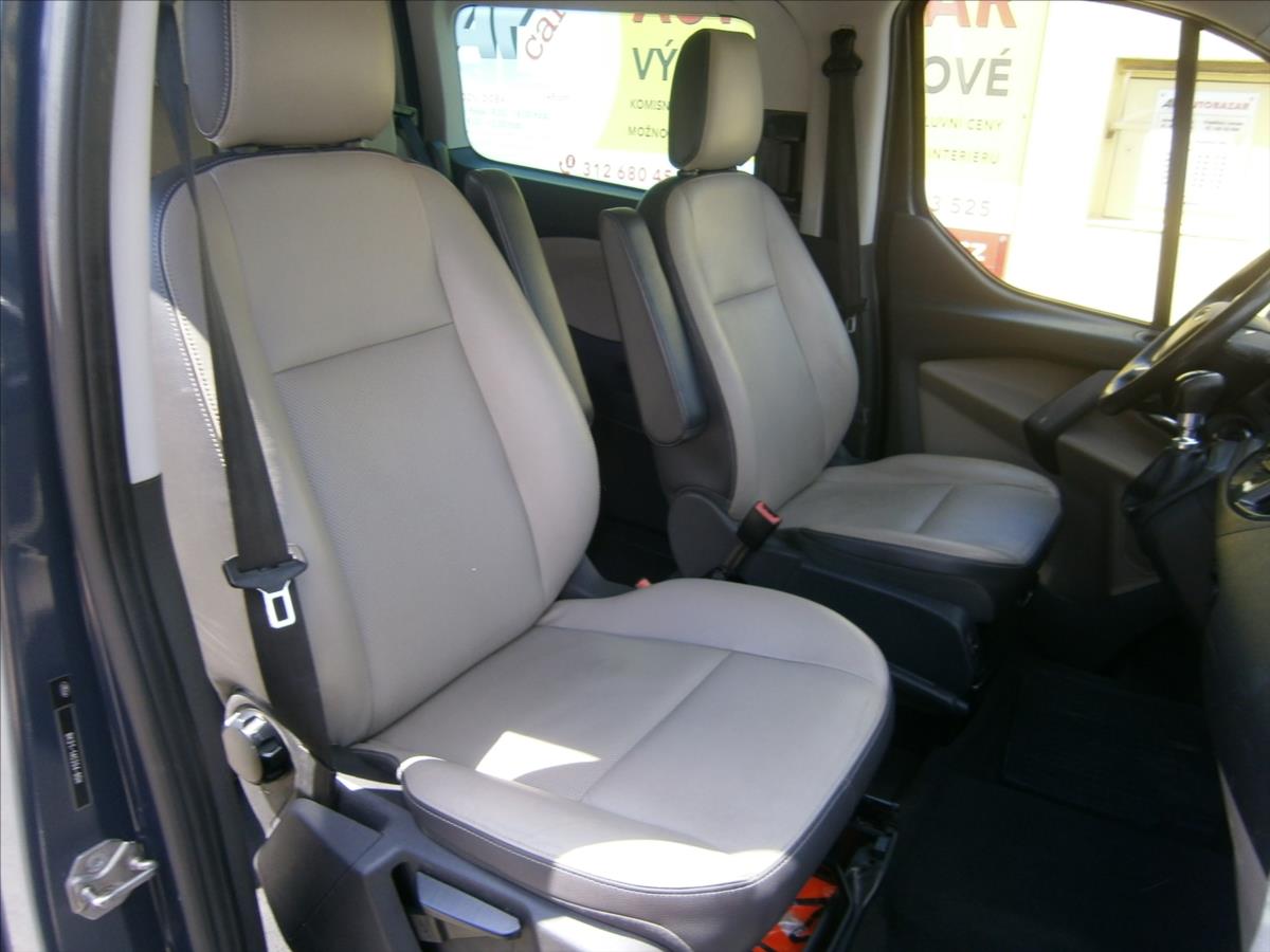 Ford Tourneo Custom