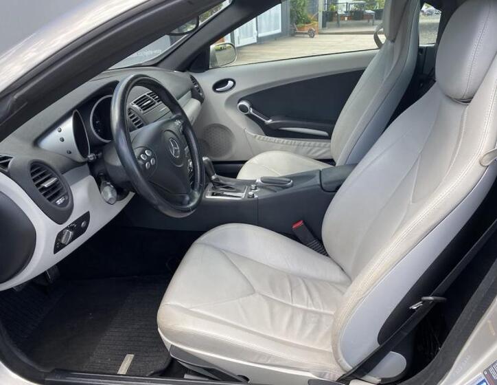 Mercedes-Benz SLK 9