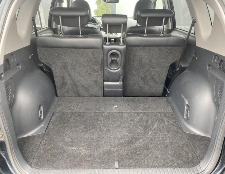 Toyota RAV4 29
