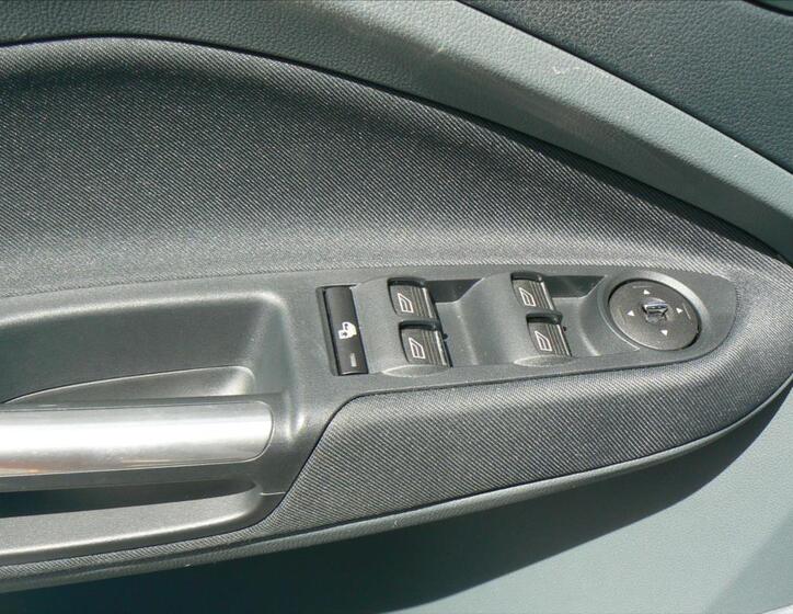 Ford Grand C-MAX 9