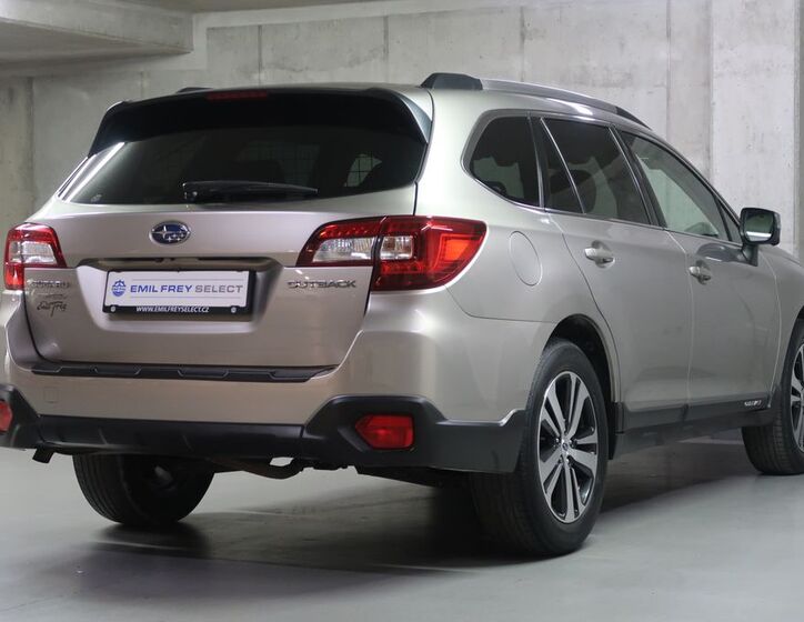 Subaru Outback 5