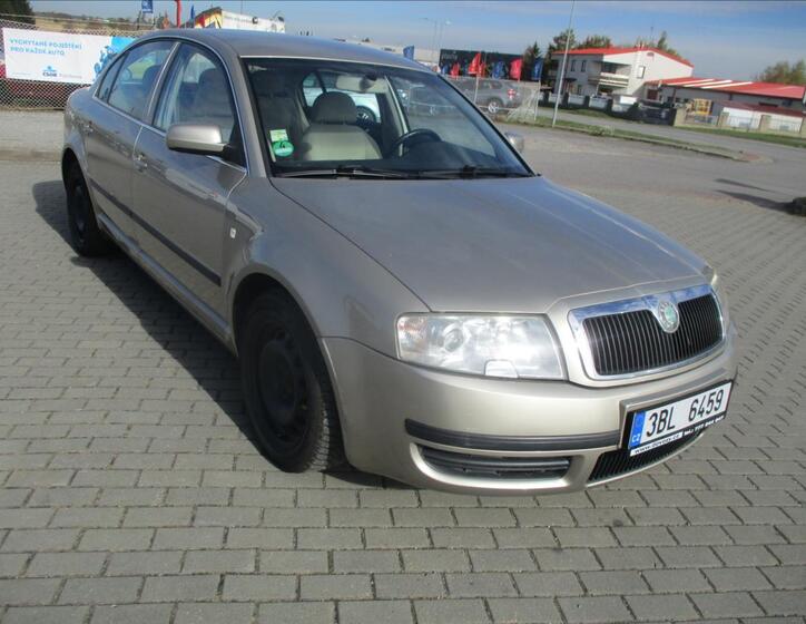 Škoda Superb 6