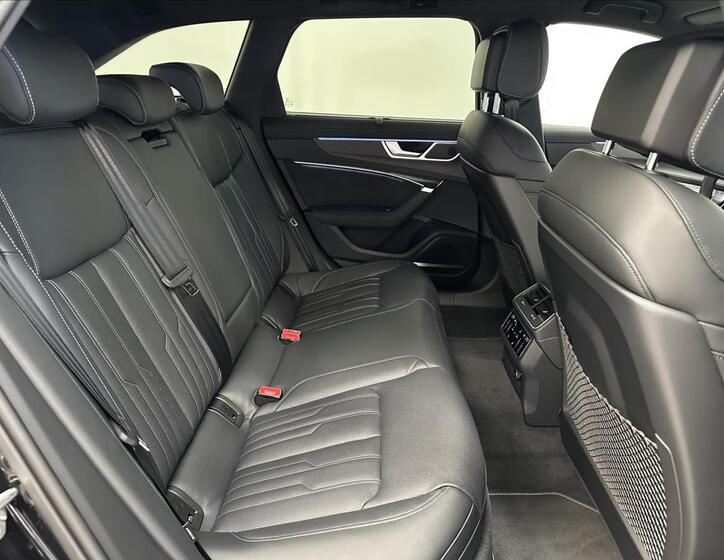 Audi S6 26