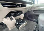Volkswagen Multivan 9