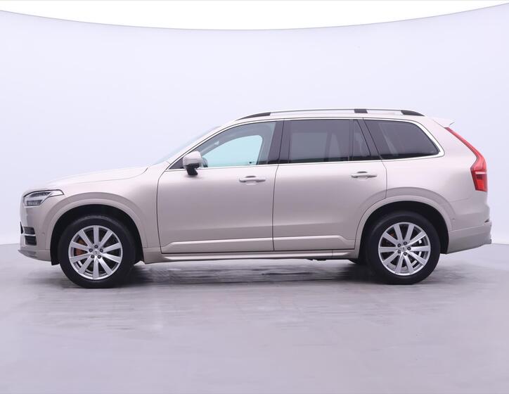Volvo XC90 4