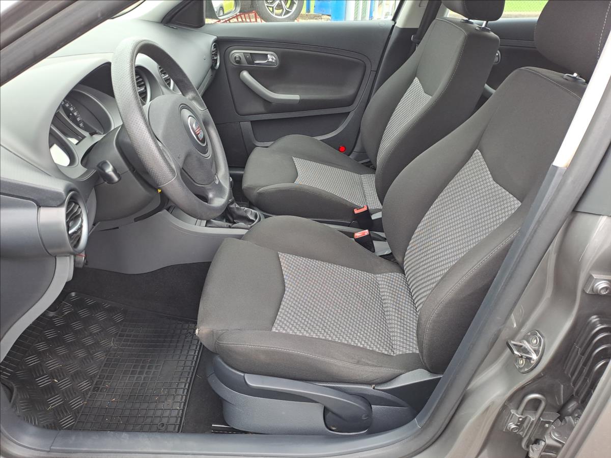 Seat Cordoba