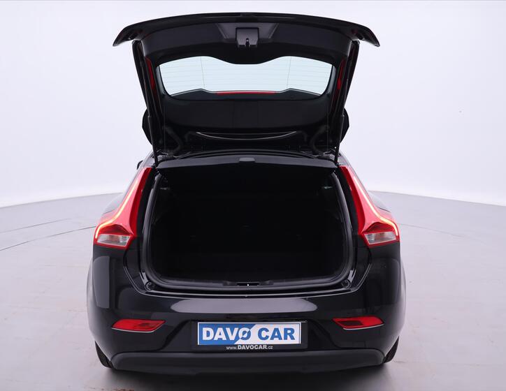 Volvo V40 9