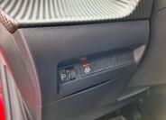 Peugeot 208 12
