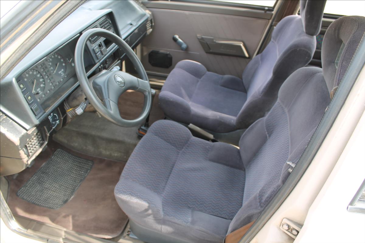 Škoda Favorit