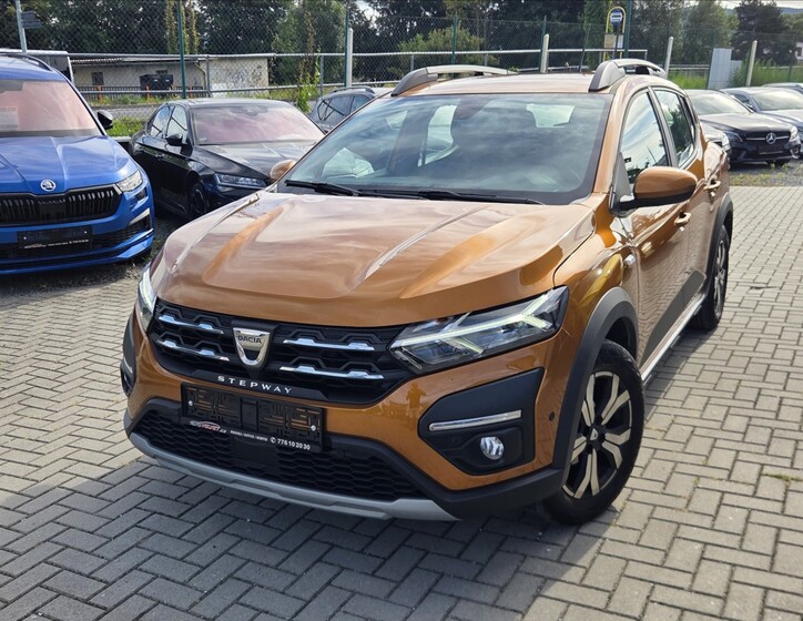Dacia Sandero 1