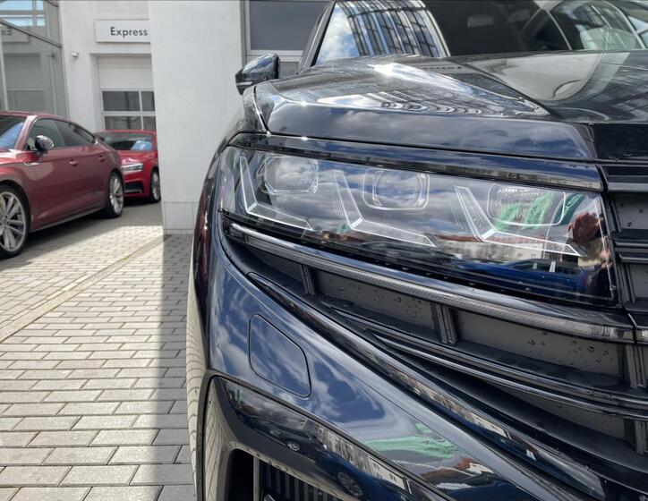 Volkswagen Touareg 5