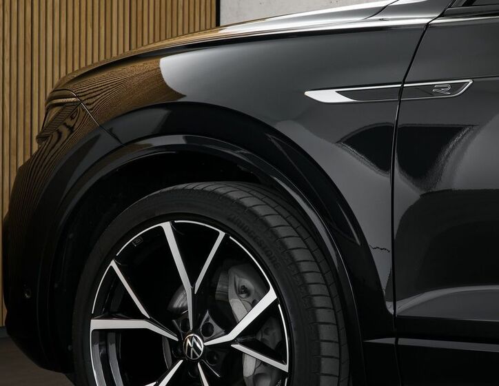 Volkswagen Touareg 9