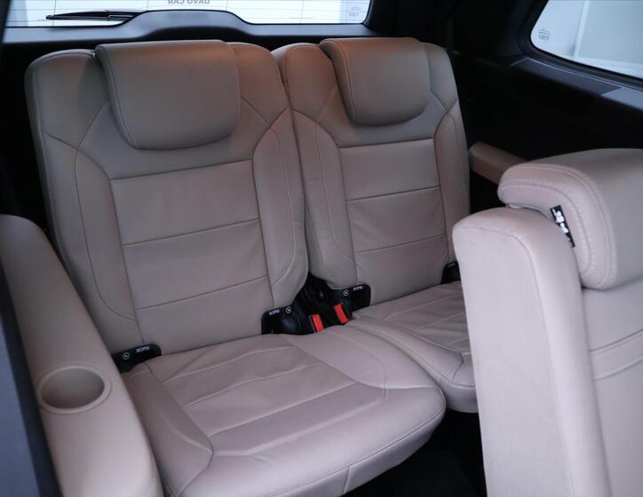 Mercedes-Benz GL 17