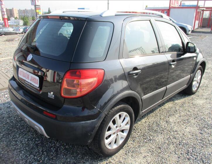 Fiat Sedici 5