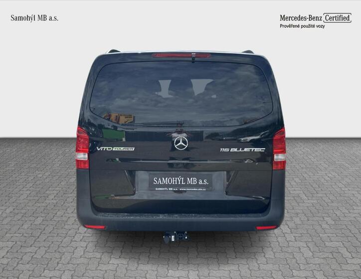 Mercedes-Benz Vito 4