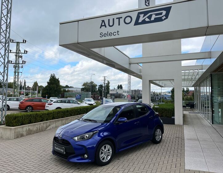Toyota Yaris 1