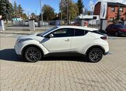 Toyota C-HR 4