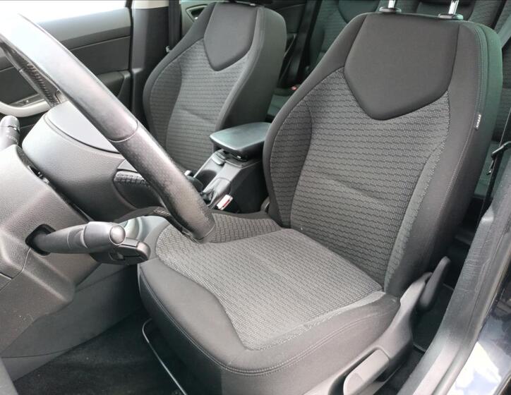 Peugeot 308 13