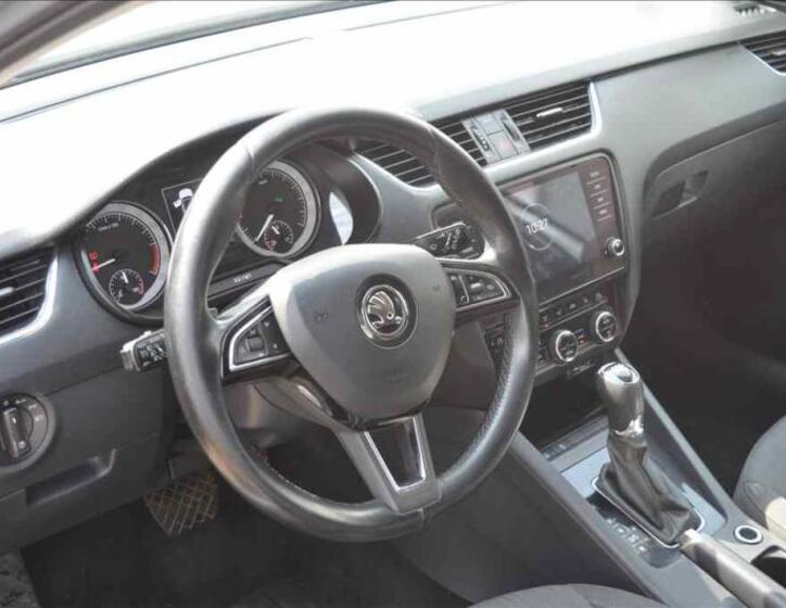 Škoda Octavia 19