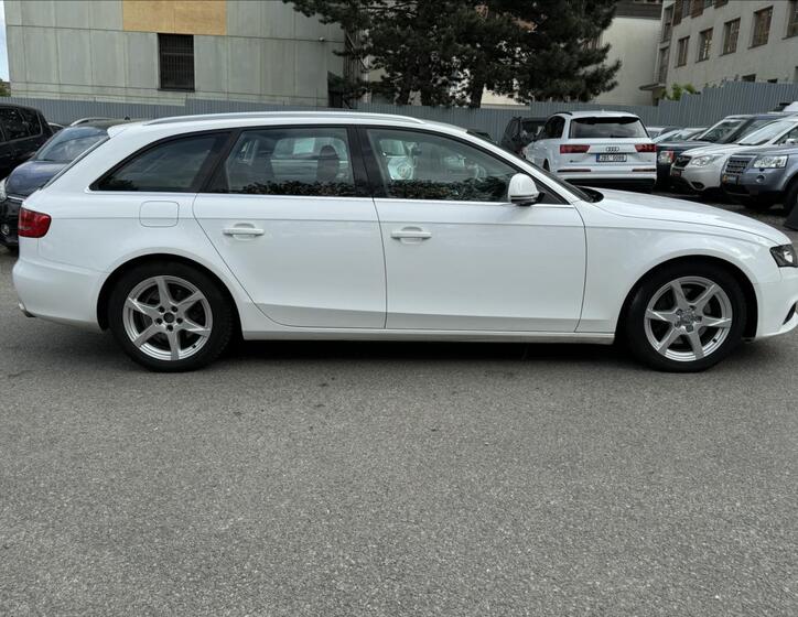 Audi A4 10