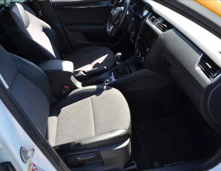 Škoda Octavia 15