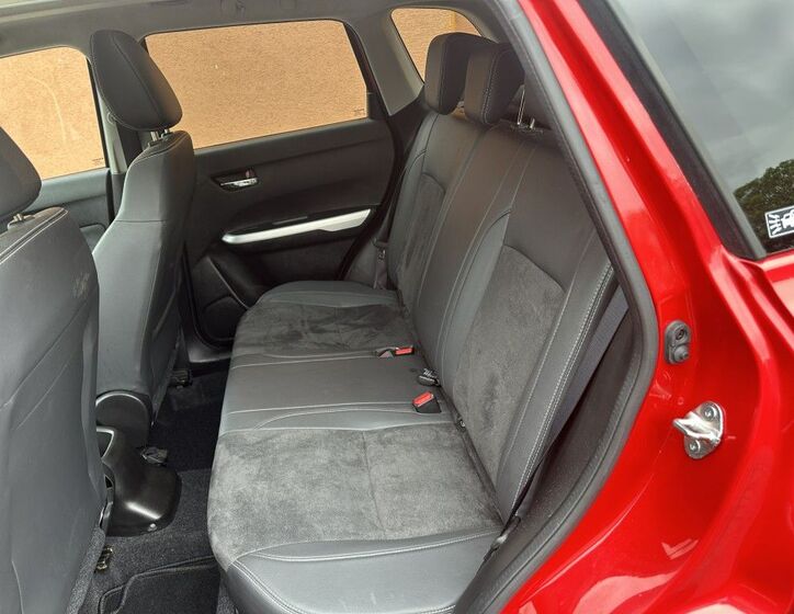 Suzuki Vitara 14