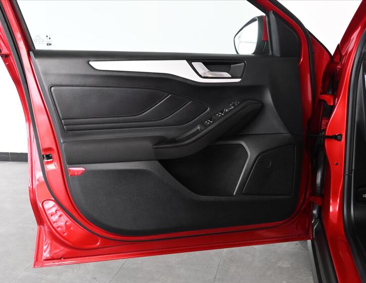 Ford Focus 24