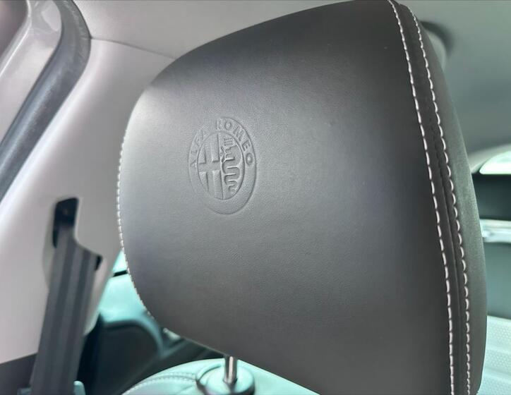 Alfa Romeo Giulietta 32