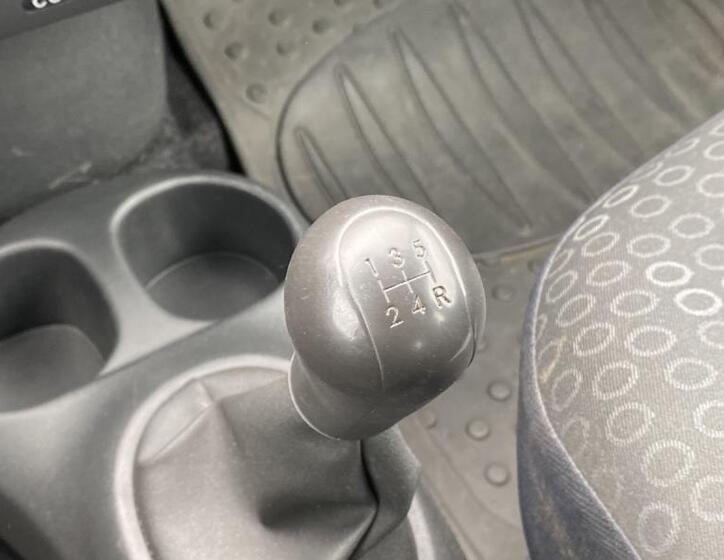 Toyota Yaris 17