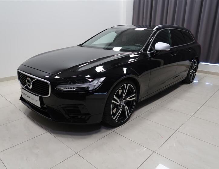 Volvo V90 1
