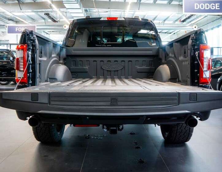Ford F-150 6