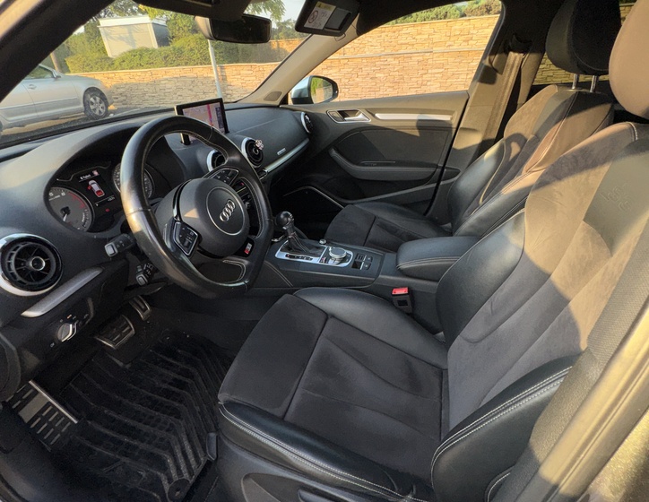 Audi S3 5