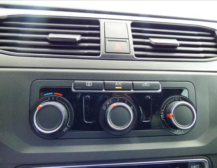 Volkswagen Caddy 29