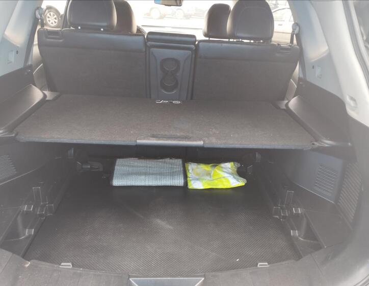 Nissan X-Trail 11