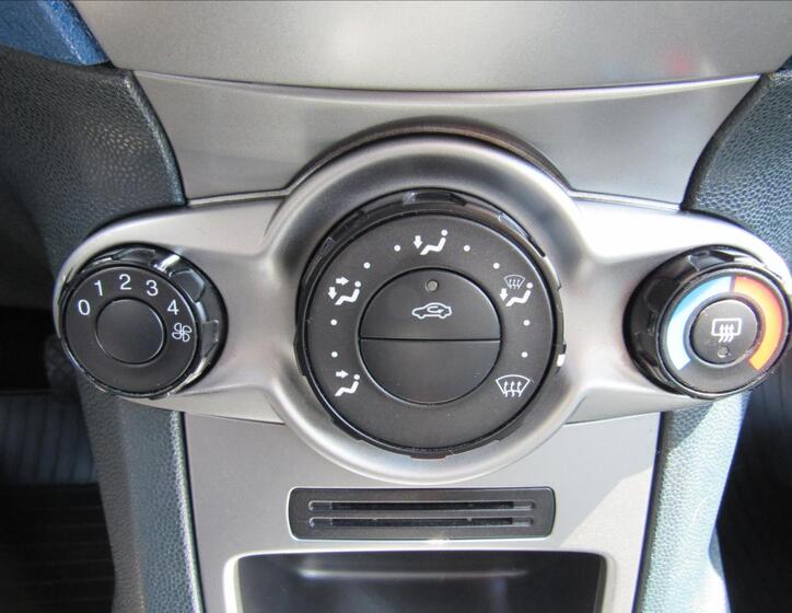 Ford Fiesta 18