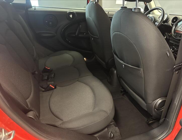 Mini Countryman 17