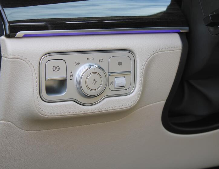 Mercedes-Benz GLS 16