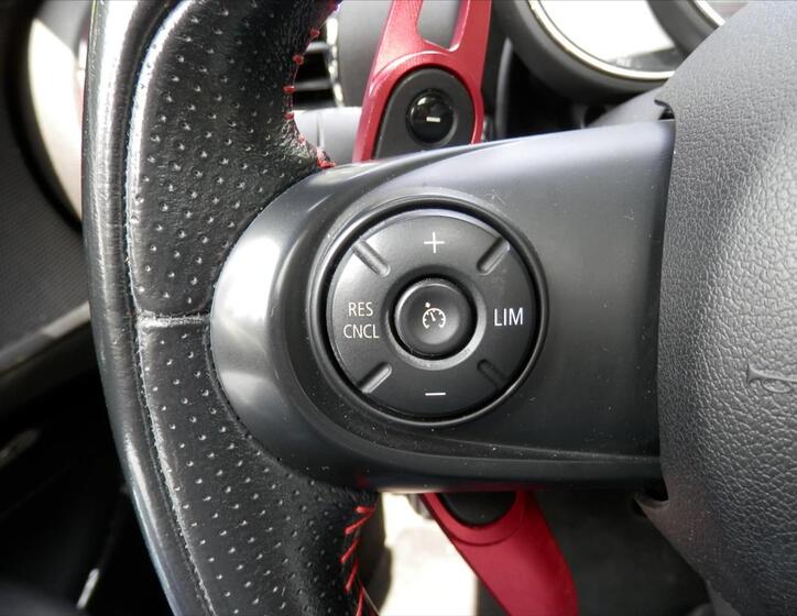 Mini Clubman 26