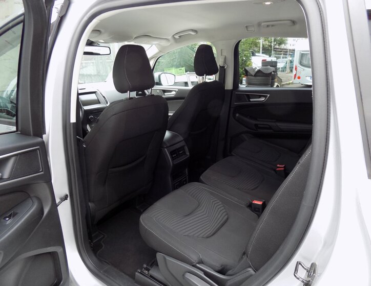 Ford S-MAX 12