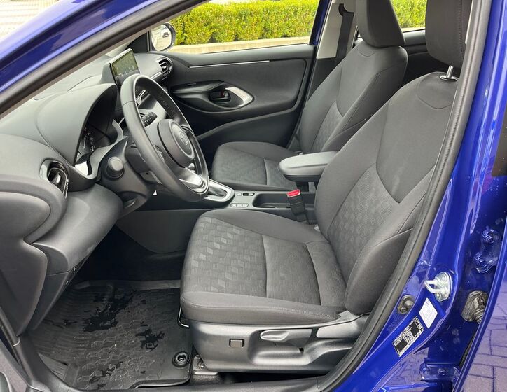 Toyota Yaris 13