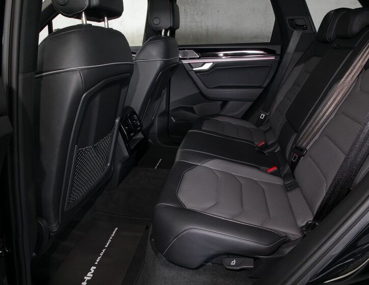 Volkswagen Touareg 13