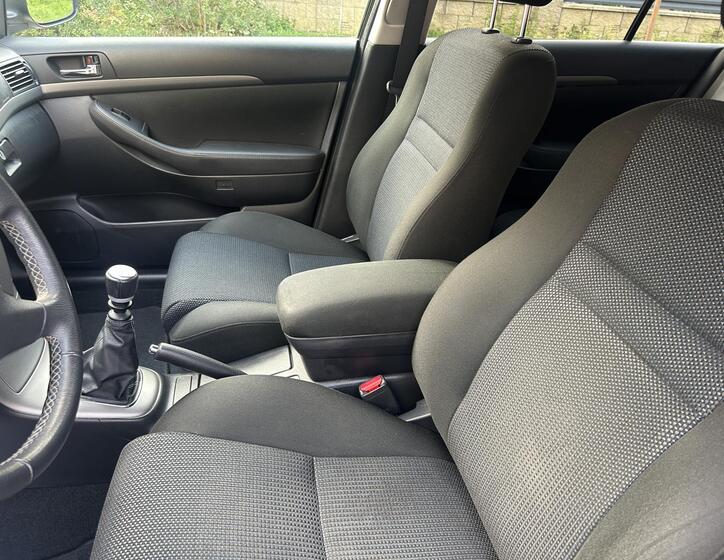 Toyota Avensis 34