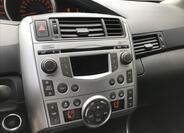Toyota Verso 10