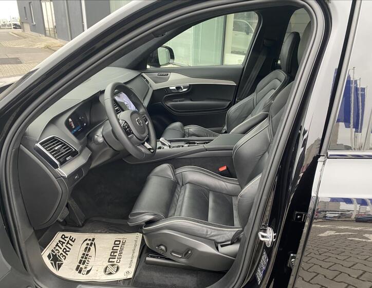 Volvo XC90 9